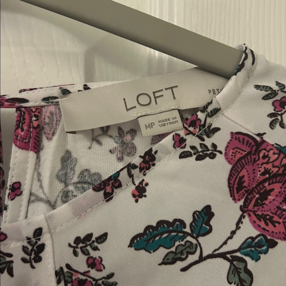 Loft Blouse - Picture 2 of 5